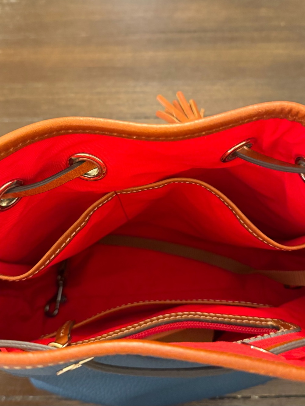Dooney & Bourke Blue Leather Drawstring Crossbody with Tan Accents New w/o Tags - Picture 8 of 8